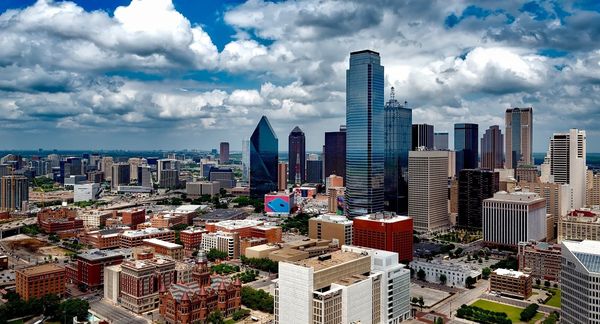 Things to See and Do with a Sixt Car Hire in Dallas and Fort Worth